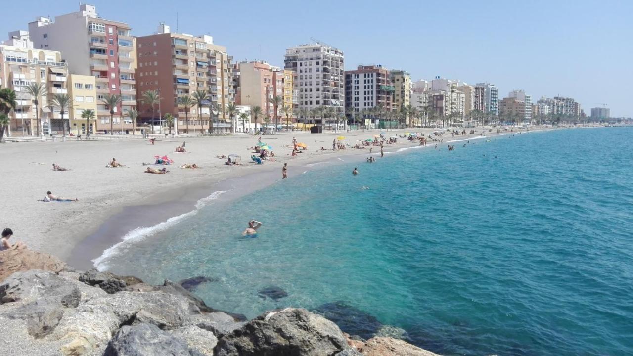 Apartamento Playa Zapillo Алмерия Екстериор снимка